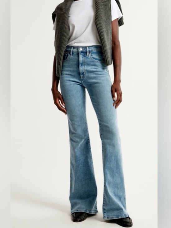 Abercrombie & Fitch Denim - Abercrombie High Rise 70s Vintage Flare Curve Love Bootcut Jean Sz 0/25